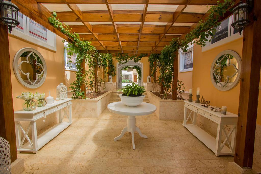 Los Flamencos Aparthotel Beach Club Баяхибе Екстериор снимка